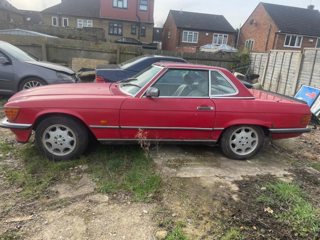 View MERCEDES-BENZ SL 4.2 2dr
