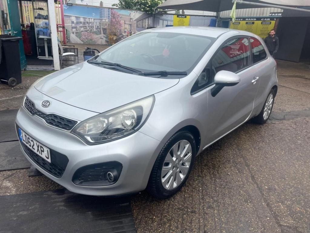 View KIA RIO 1.4 2 Auto Euro 5 3dr