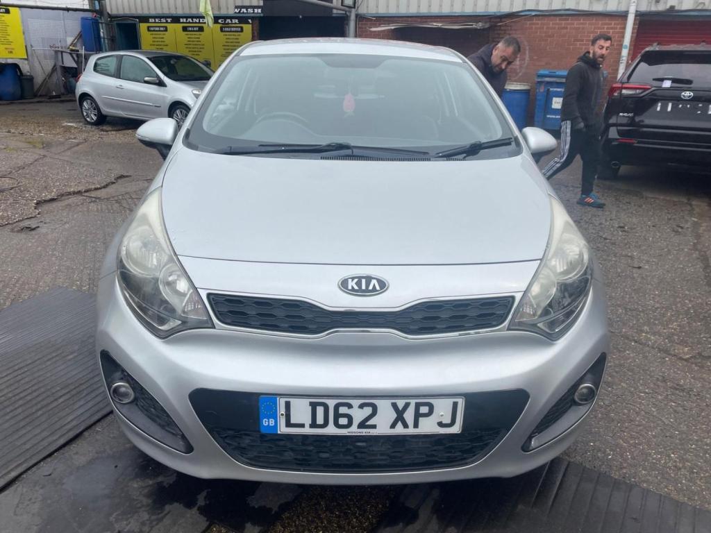 View KIA RIO 1.4 2 Auto Euro 5 3dr