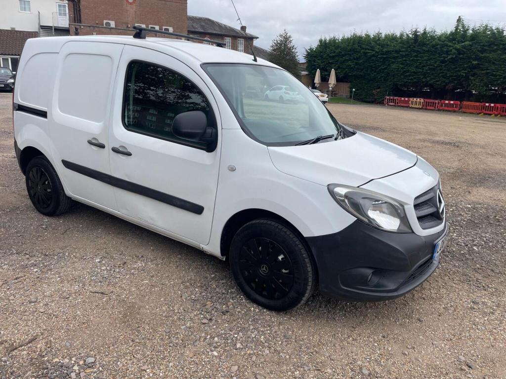 View MERCEDES-BENZ CITAN 1.5 109 CDI BlueEfficiency L2 Euro 5 (s/s) 5dr