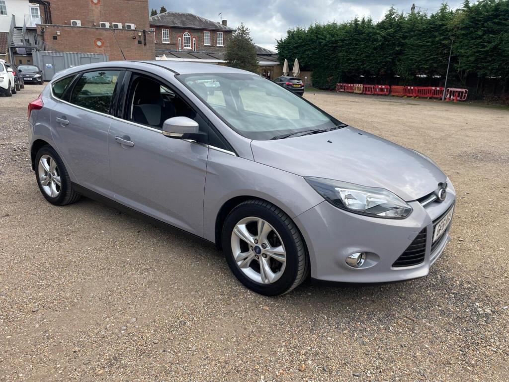 View FORD FOCUS 1.6 Zetec Powershift Euro 5 5dr