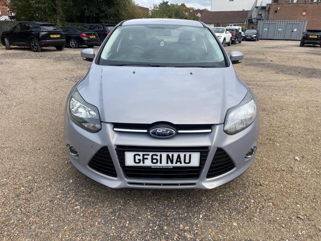 View FORD FOCUS 1.6 Zetec Powershift Euro 5 5dr