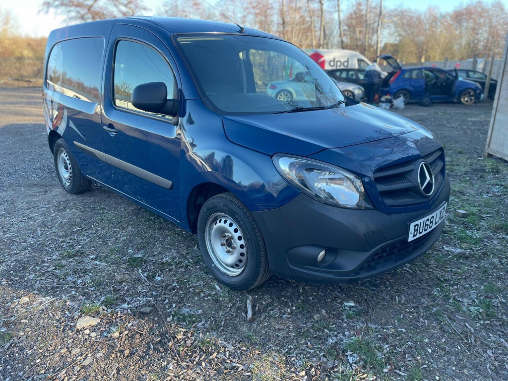 View MERCEDES-BENZ CITAN 1.5 109 CDI BlueEfficiency L2 Euro 6 (s/s) 5dr