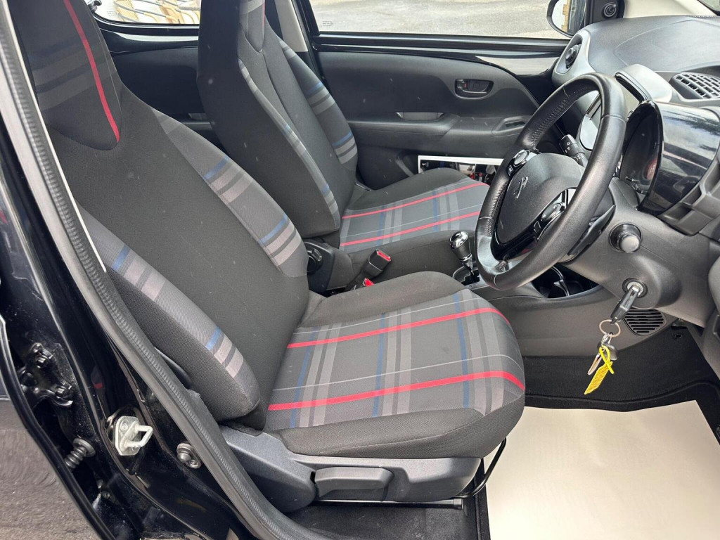 View PEUGEOT 108 1.0 Active 2 Tronic Euro 6 5dr