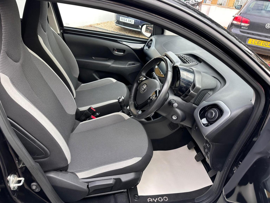 View TOYOTA AYGO 1.0 VVT-i x-trend Euro 6 (s/s) 5dr