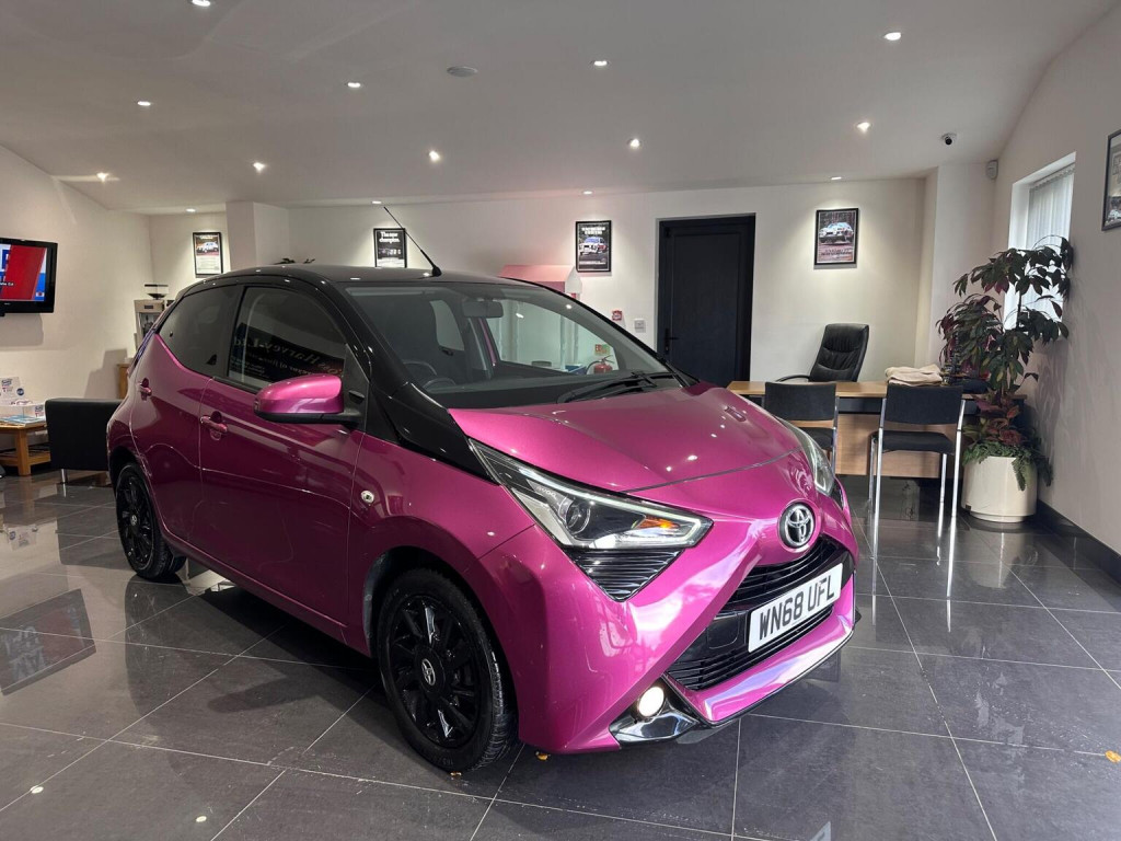 View TOYOTA AYGO 1.0 VVT-i x-cite Euro 6 5dr