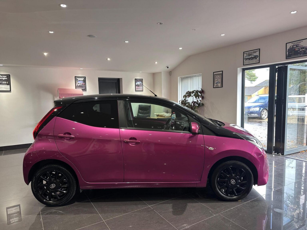 View TOYOTA AYGO 1.0 VVT-i x-cite Euro 6 5dr