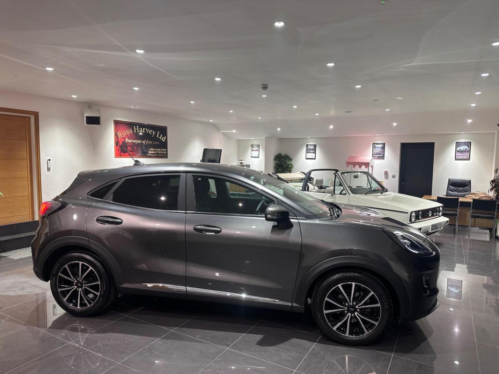 View FORD PUMA 1.0T EcoBoost Titanium Euro 6 (s/s) 5dr