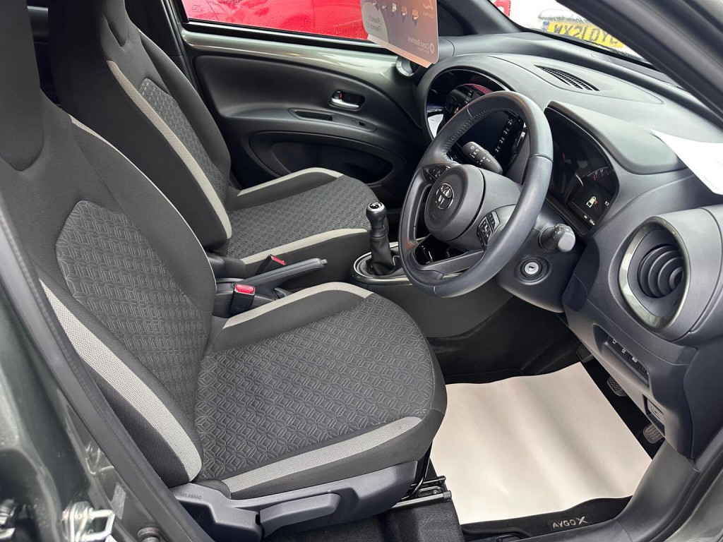 View TOYOTA AYGO X 1.0 VVT-i Edge Euro 6 (s/s) 5dr