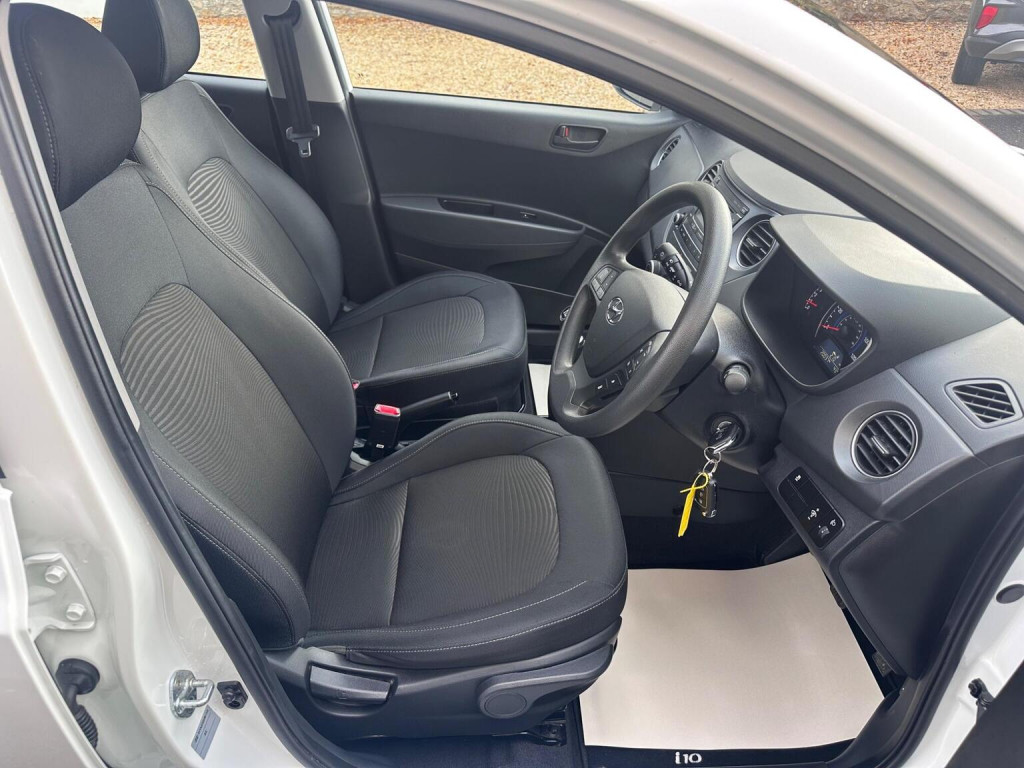 View HYUNDAI I10 1.2 SE Euro 6 5dr