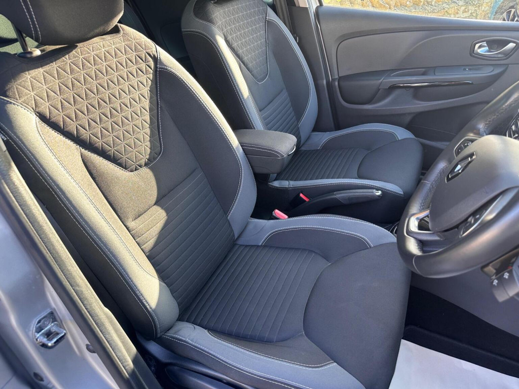 View RENAULT CLIO 1.5 dCi Dynamique S Nav Auto Euro 6 5dr