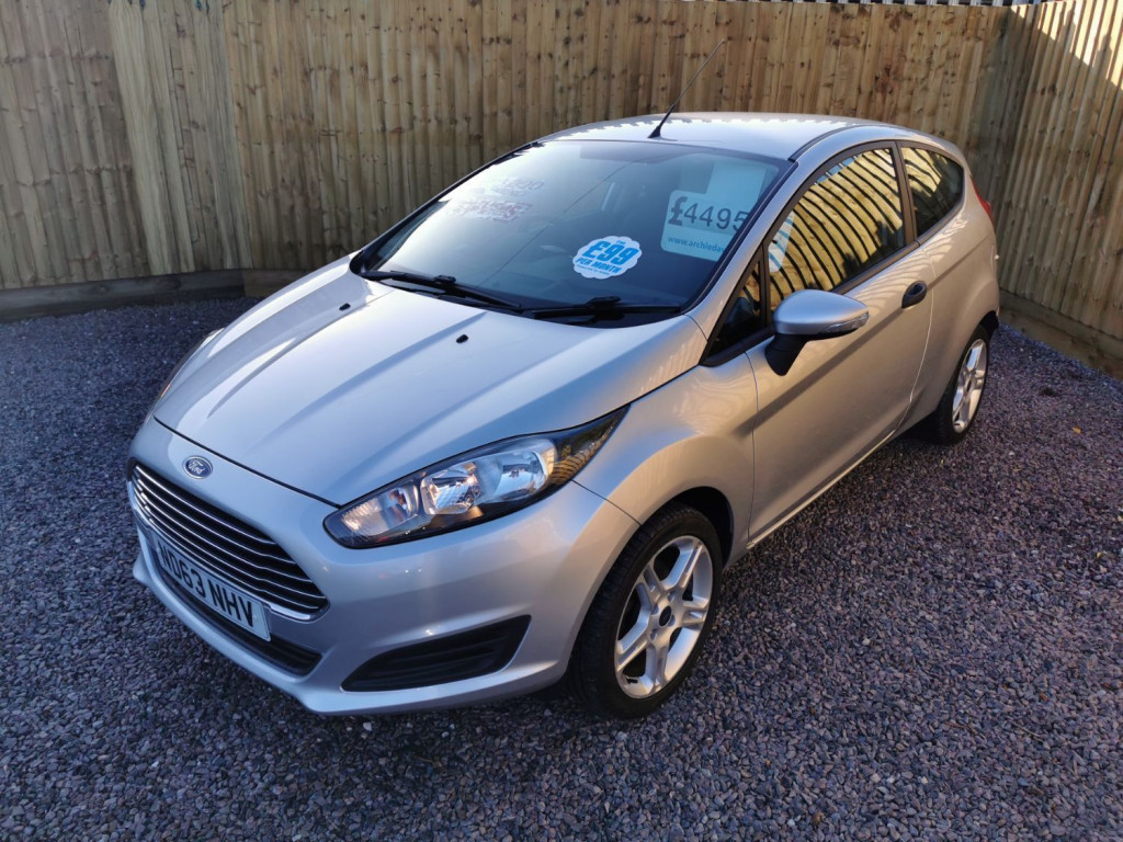 FORD FIESTA