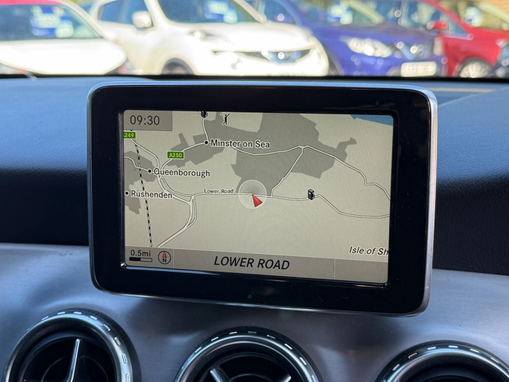 MERCEDES-BENZ GLA CLASS