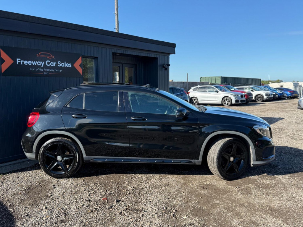 MERCEDES-BENZ GLA CLASS