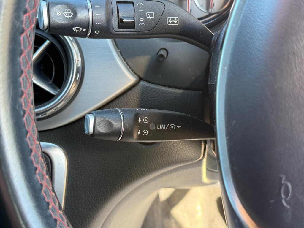 MERCEDES-BENZ GLA CLASS