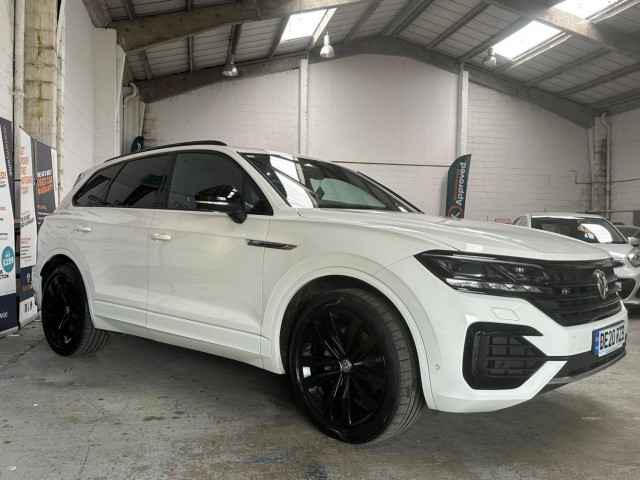 VOLKSWAGEN TOUAREG 3.0 TDI V6 Black Edition Tiptronic 4Motion Euro 6 (s/s) 5dr (2020/20)