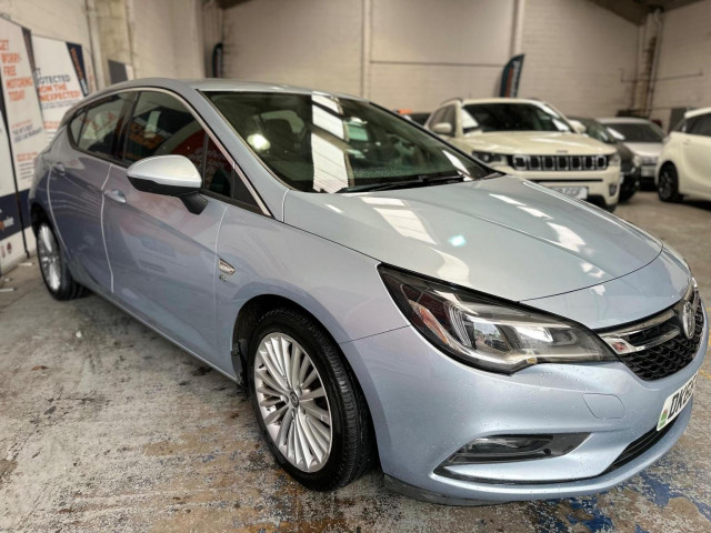 VAUXHALL ASTRA 1.6 CDTi BlueInjection Elite Nav Euro 6 (s/s) 5dr (2016/66)