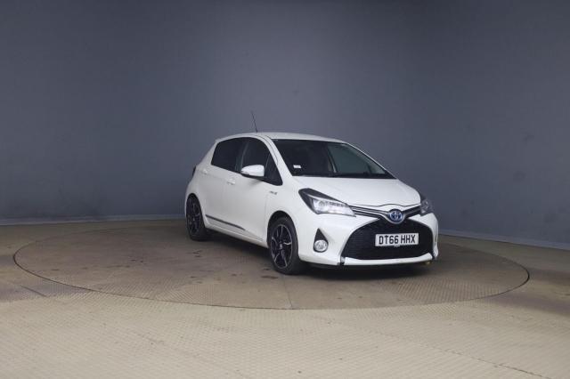 TOYOTA YARIS 1.5 VVT-h Design E-CVT Euro 6 5dr (2017/66)