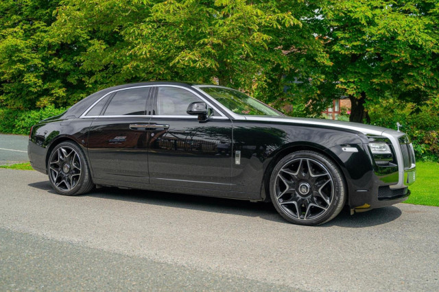 ROLLS-ROYCE GHOST