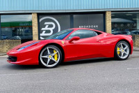 FERRARI 458