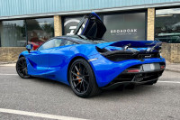 MCLAREN 720S