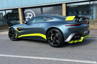 ASTON MARTIN VANTAGE
