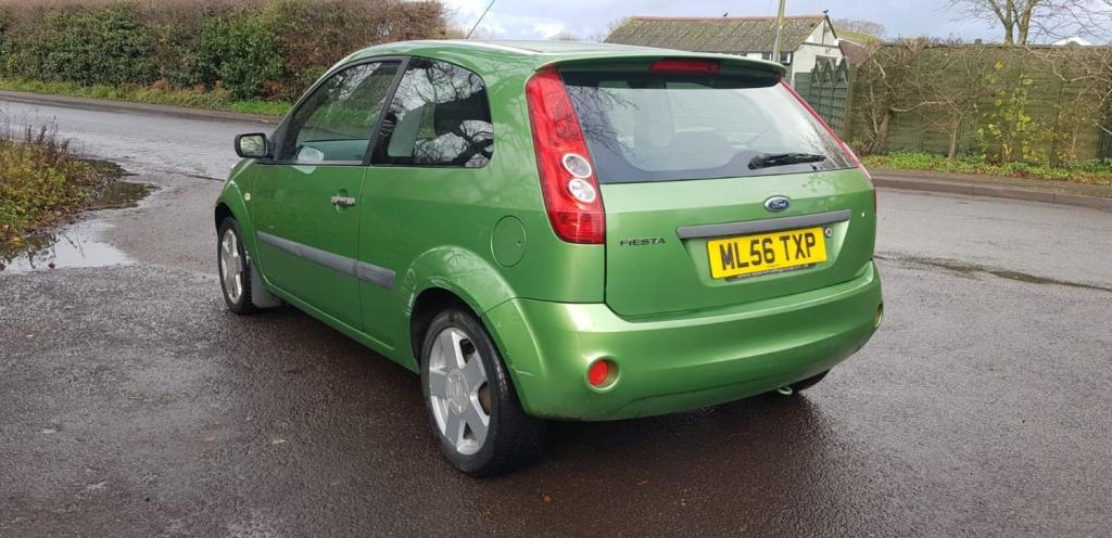 View FORD FIESTA ZETEC 16V