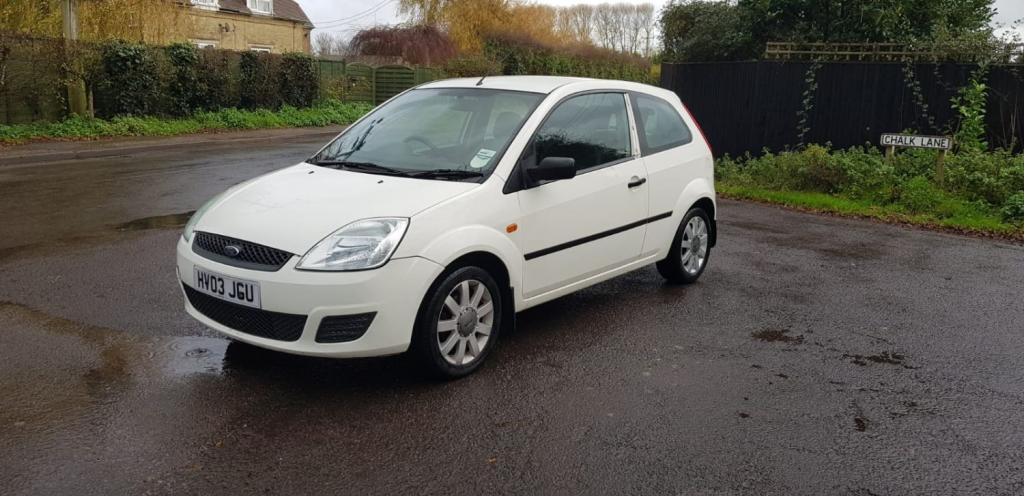 View FORD FIESTA 16V LX