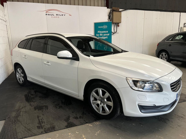 VOLVO V60 2.0 D4 Business Edition Euro 5 (s/s) 5dr (2013/63)