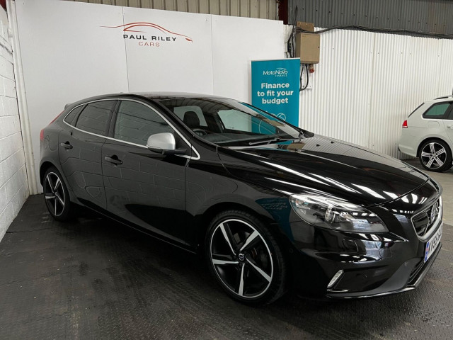 VOLVO V40 2.0 T3 R-Design Nav Euro 6 (s/s) 5dr (2015/65)