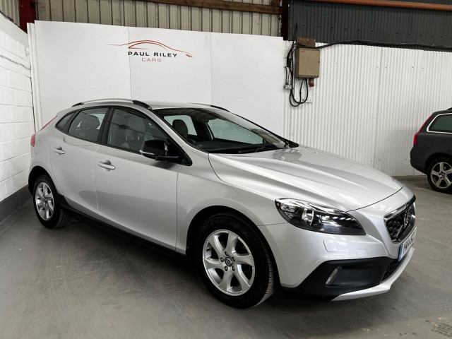 VOLVO V40 CROSS COUNTRY 1.6 D2 SE Powershift Euro 5 (s/s) 5dr (2014/14)