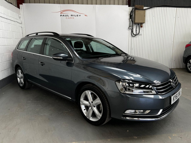 VOLKSWAGEN PASSAT 2.0 TDI BlueMotion Tech SE DSG Euro 5 (s/s) 5dr (2011/61)