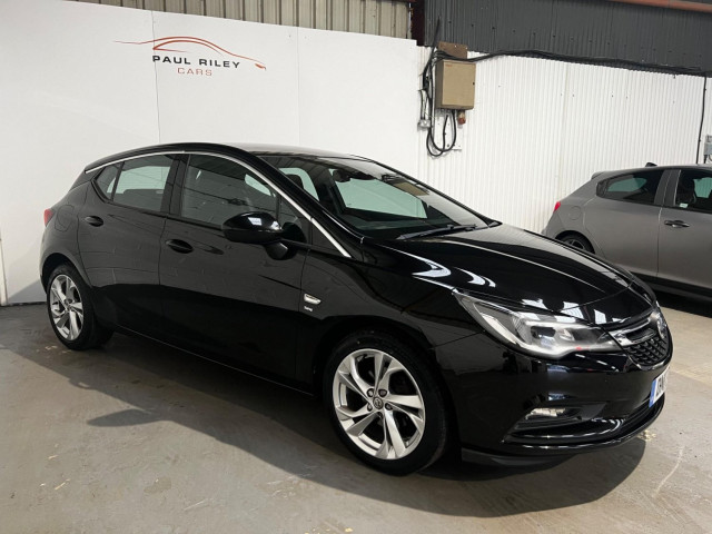 VAUXHALL ASTRA 1.4i SRi Nav Euro 6 5dr (2017/17)