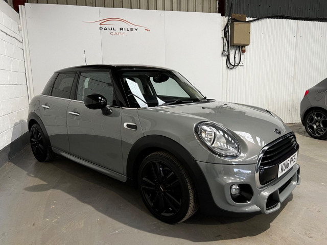 MINI HATCH 1.5 Cooper Steptronic Euro 6 (s/s) 5dr (2018/18)