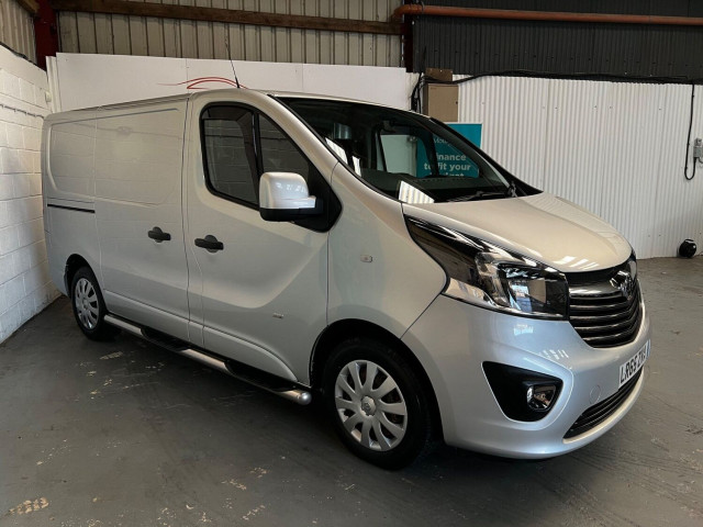 VAUXHALL VIVARO 1.6 CDTi 2700 BiTurbo ecoFLEX Sportive L1 H1 Euro 5 (s/s) 5dr (2015/65)