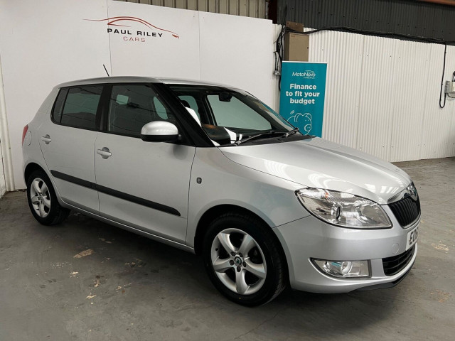 SKODA FABIA 1.6 TDI SE Plus Euro 5 5dr (2011/61)