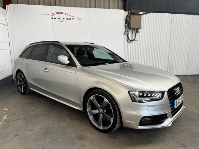 AUDI A4 AVANT 2.0 TDI Black Edition Euro 5 (s/s) 5dr (2012/12)