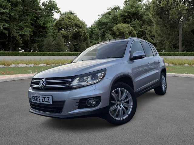 VOLKSWAGEN TIGUAN 2.0 TDI BlueMotion Tech SE DSG 4WD Euro 5 (s/s) 5dr