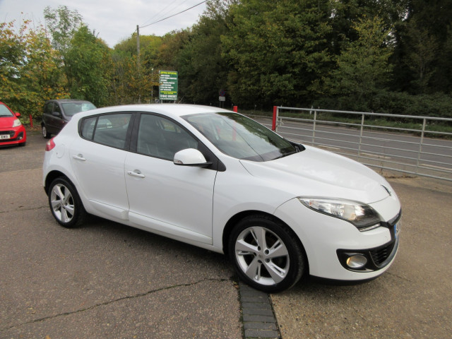 RENAULT MEGANE 1.5 dCi Dynamique TomTom (2012)