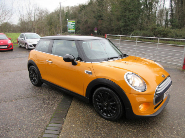 MINI HATCH 1.5 Cooper 3-Door Hatch (2015)