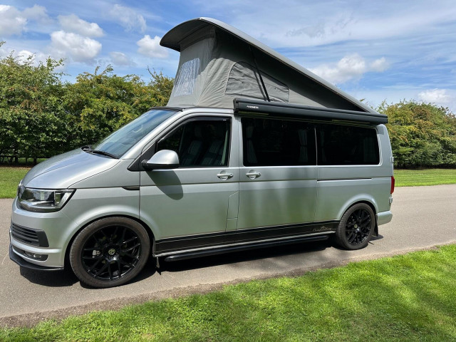 VOLKSWAGEN CAMPER KING 2.0 TDI T30 BMTHighline LWB CAMPER SANTORINI CONVERSION BY CAMPER KING (2017/17)