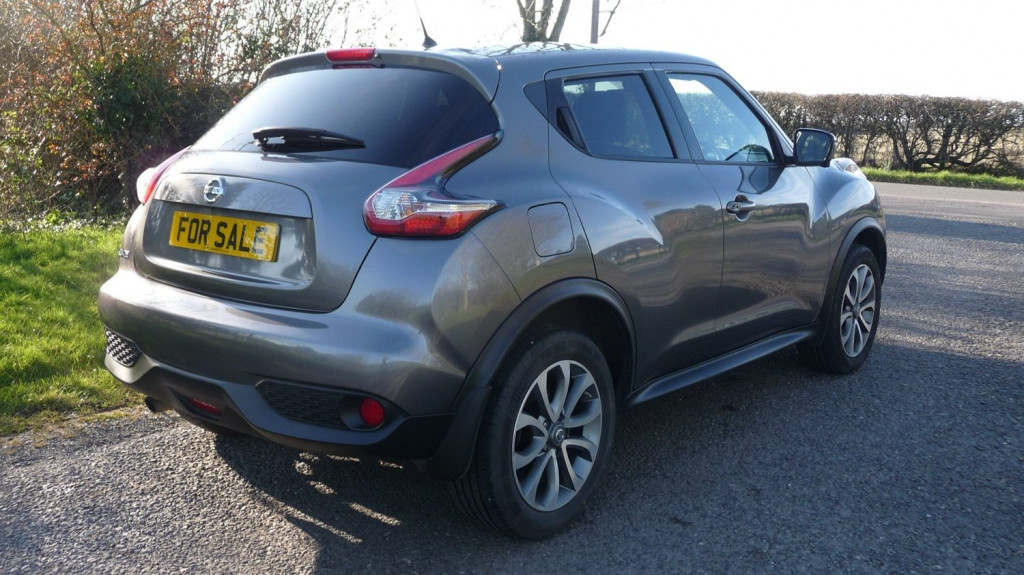 NISSAN JUKE