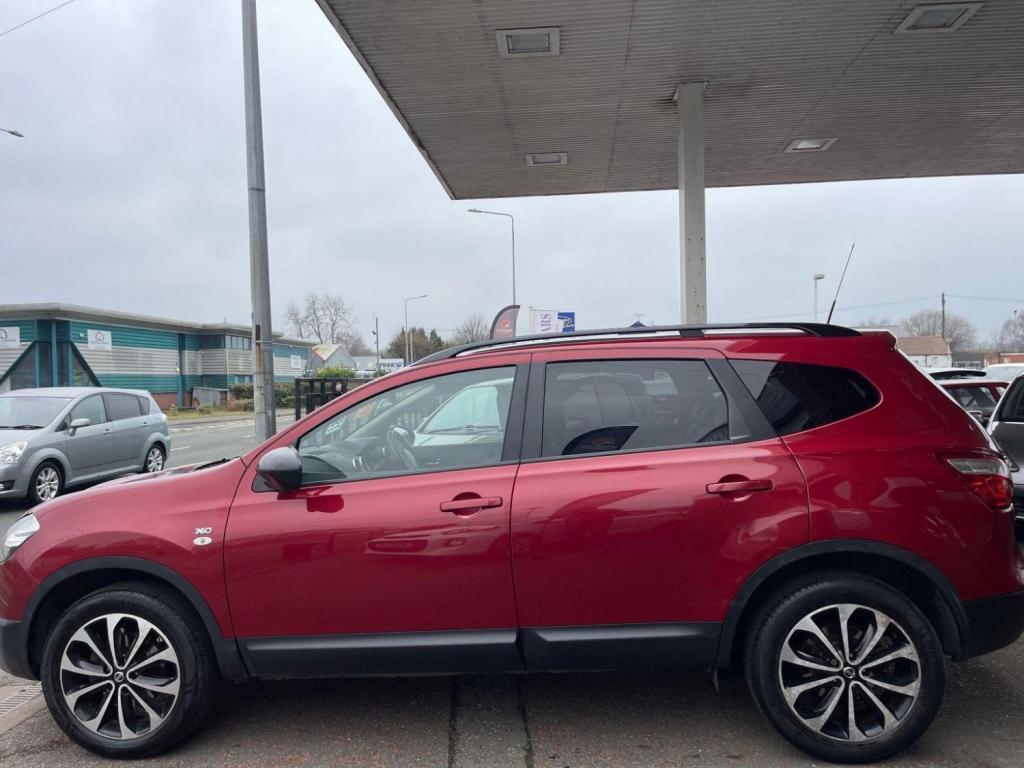 NISSAN QASHQAI+2