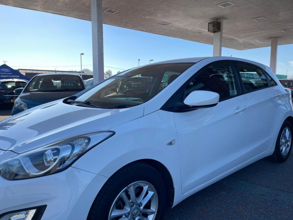 HYUNDAI I30
