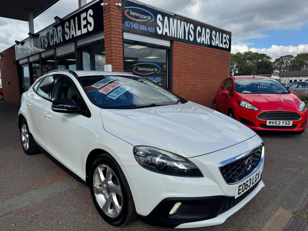 VOLVO V40 CROSS COUNTRY