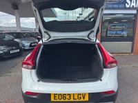 VOLVO V40 CROSS COUNTRY