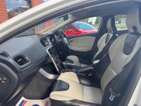 VOLVO V40 CROSS COUNTRY