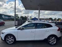 VOLVO V40 CROSS COUNTRY