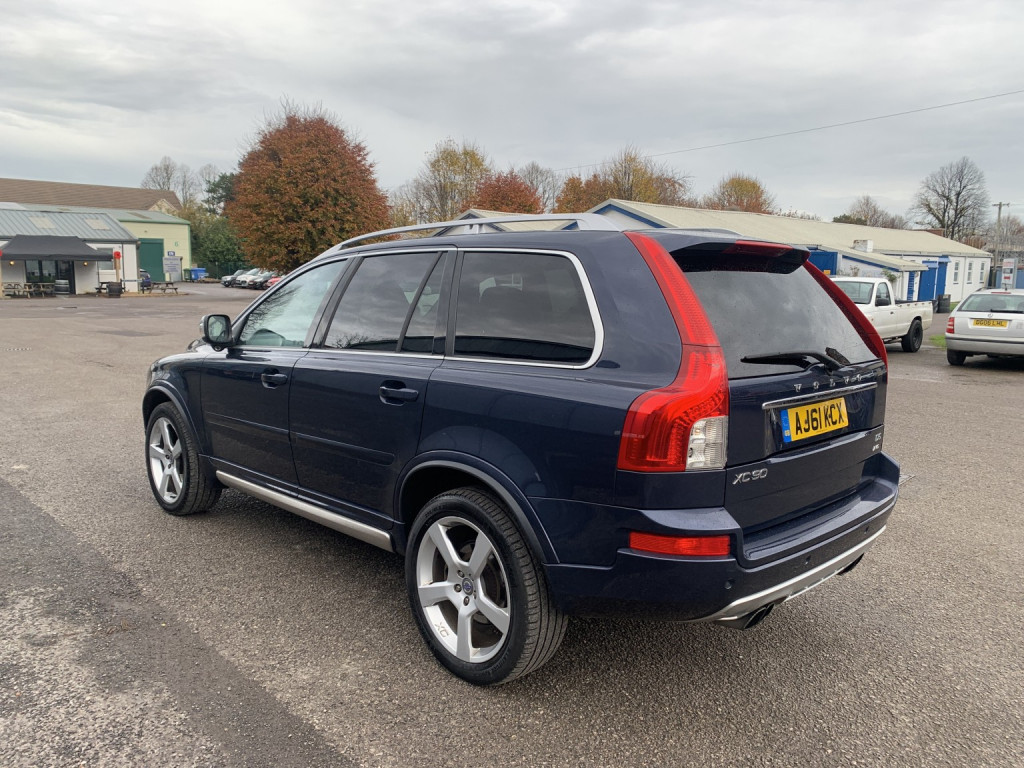 VOLVO XC90