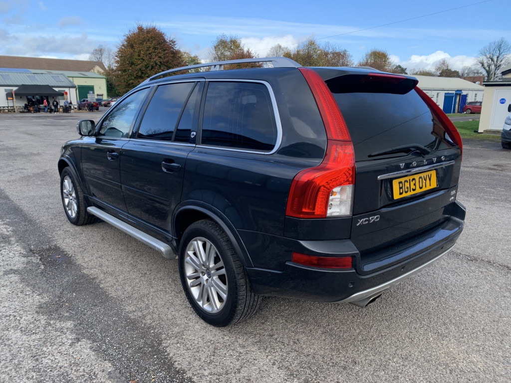 VOLVO XC90